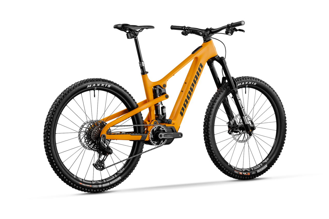 EKANO 2 CF E Mountainbike E Enduro PROPAIN Bicycles North America