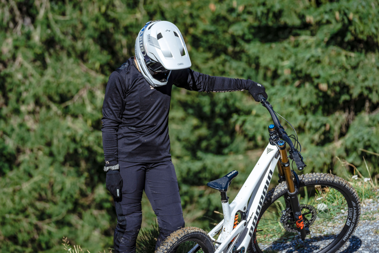 PROPAIN-Rage-3-R-CF-9931-eignerframes