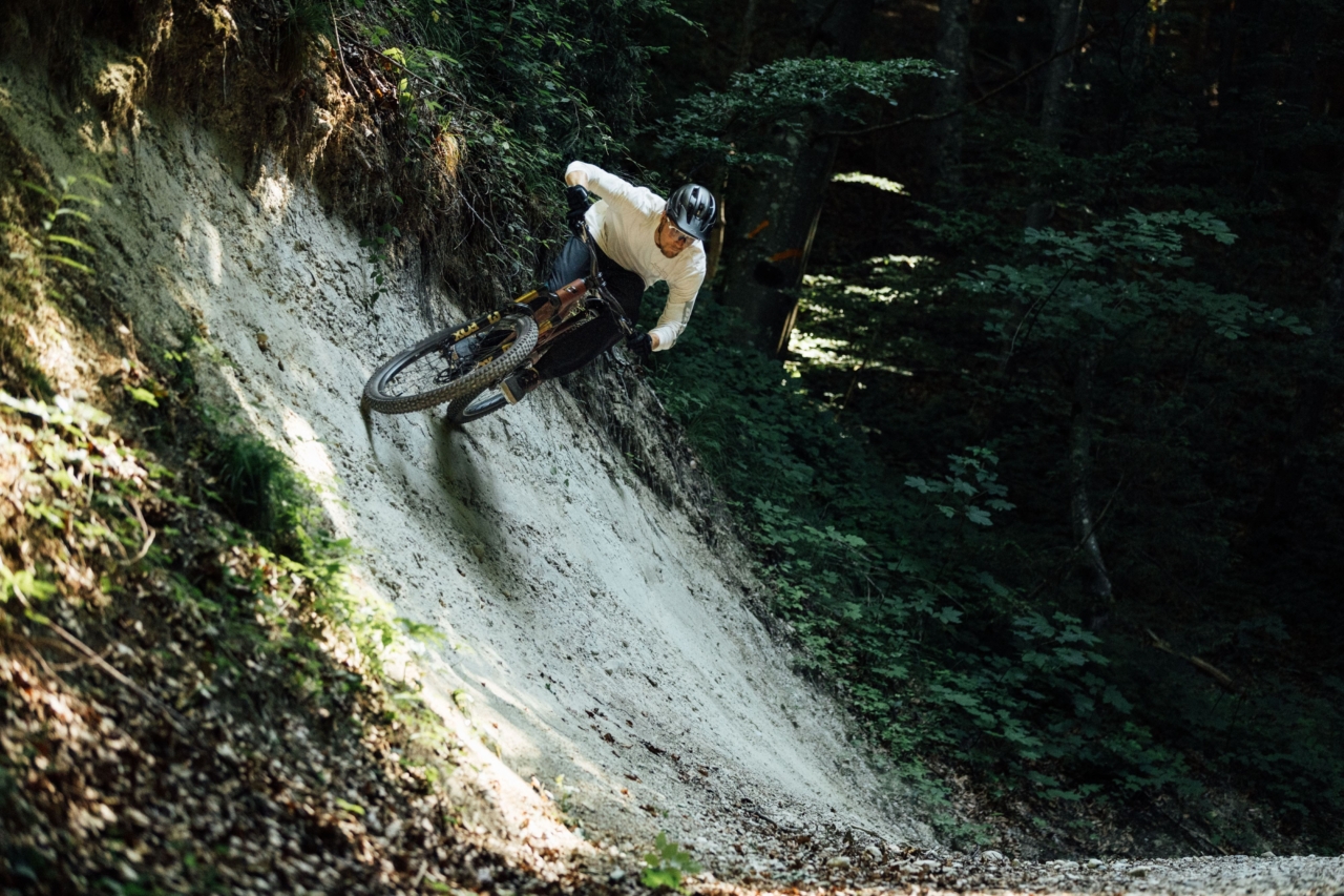 PROPAIN-Hugene-3-CF-MY25-Action-Allgaeu-MB-web-8046